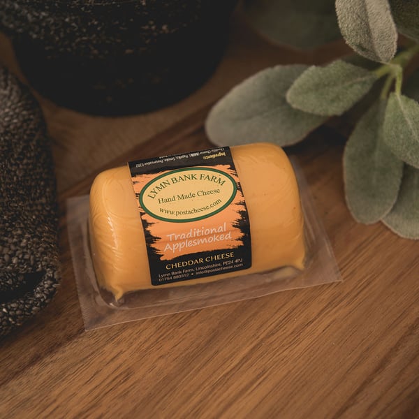 Applesmoked, a 145g barrel of flavoured cheddar